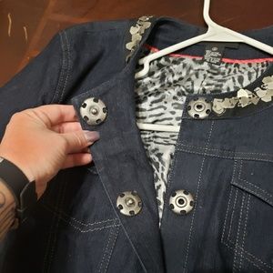 Cute fall button up jean jacket